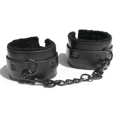 Наручники Sex and Mischief - Shadow Fur Handcuffs экокожа с плюшем внутри