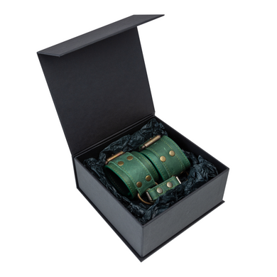 Премиум наручники LOVECRAFT зеленые, натуральная кожа, в подарочной упаковке
