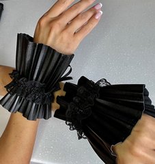 Плісовані манжети-наручники зі шкірозамінника, Чорний