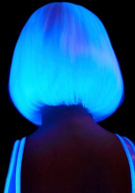 Перука, що світиться в темряві Leg Avenue Pearl short natural bob wig White, коротка, перлинна, 33 с